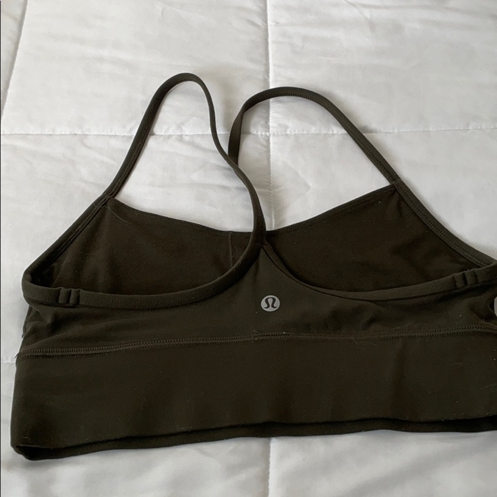 sports bra